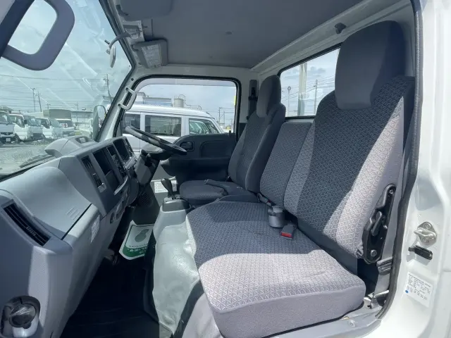 日産 アトラス AHR88A(2WD)の写真17