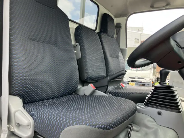 日野 デュトロ 2RG-XZU655M(2WD)の写真6