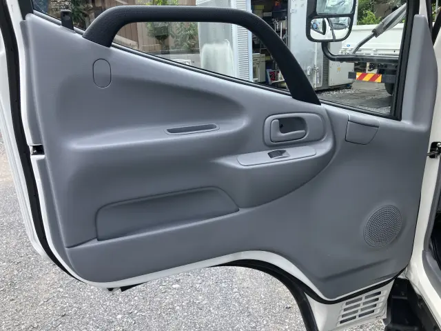 日野 デュトロ 2RG-XZU655M(2WD)の写真28