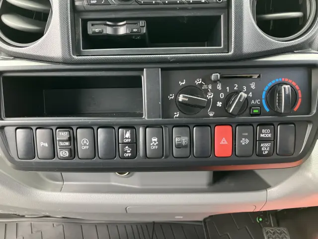 日野 デュトロ 2RG-XZU655M(2WD)の写真31