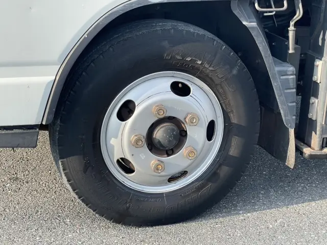 三菱 キャンター TPG-FEA50(2WD)の写真9