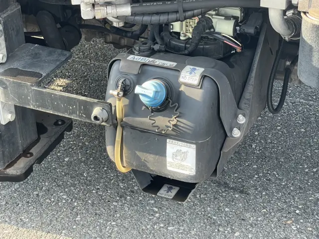 三菱 キャンター TPG-FEA50(2WD)の写真11