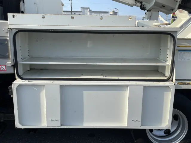 三菱 キャンター TPG-FEA50(2WD)の写真18