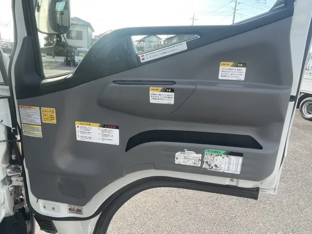 三菱 キャンター TPG-FEA50(2WD)の写真19