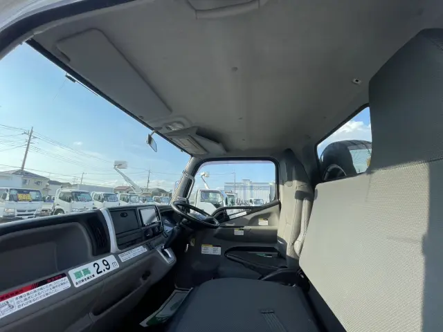 三菱 キャンター TPG-FEA50(2WD)の写真23