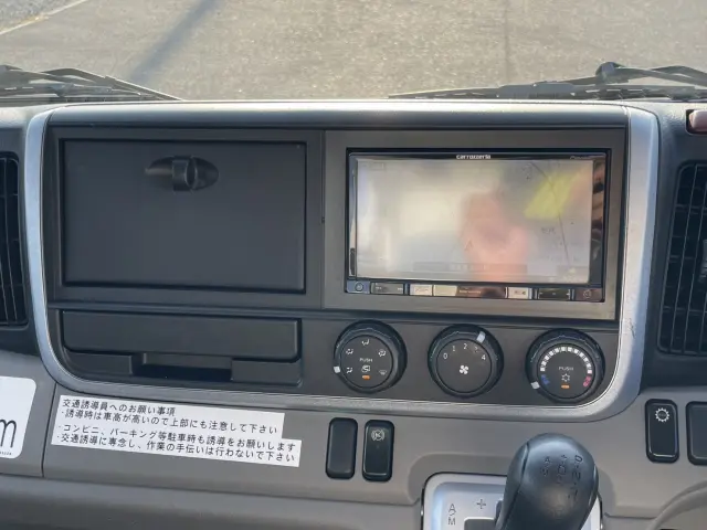 三菱 キャンター TPG-FEA50(2WD)の写真25