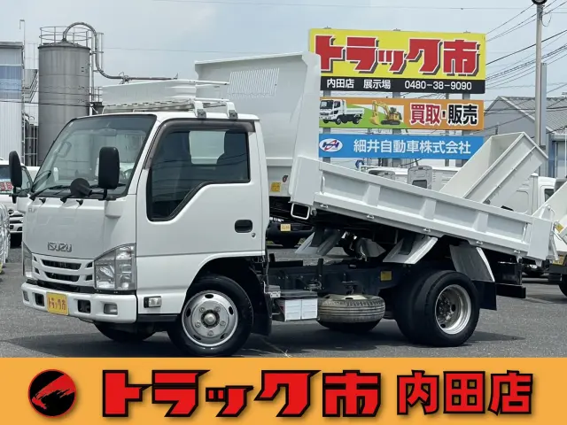 いすゞ エルフ TPG-NJR85AD(2WD)の写真1