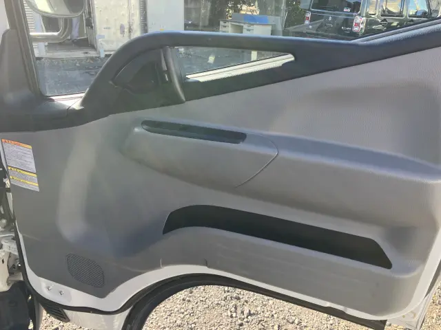 日産 アトラス 2RG-FBAVW(2WD)の写真23