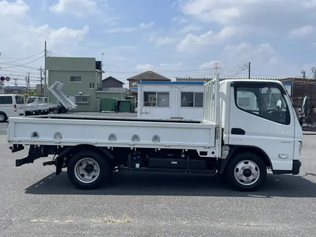 三菱 キャンター 2RG-FEAV0(2WD)の写真4