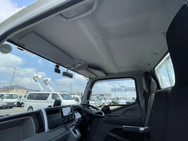 三菱 キャンター 2RG-FEAV0(2WD)の写真21