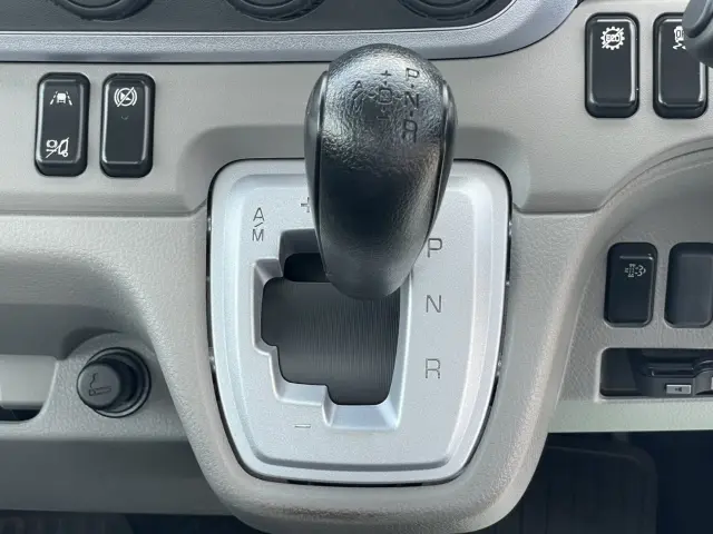 三菱 キャンター 2RG-FEAV0(2WD)の写真26