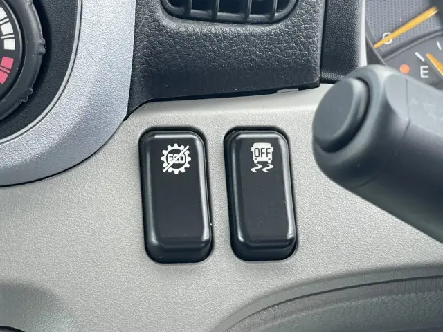 三菱 キャンター 2RG-FEAV0(2WD)の写真27