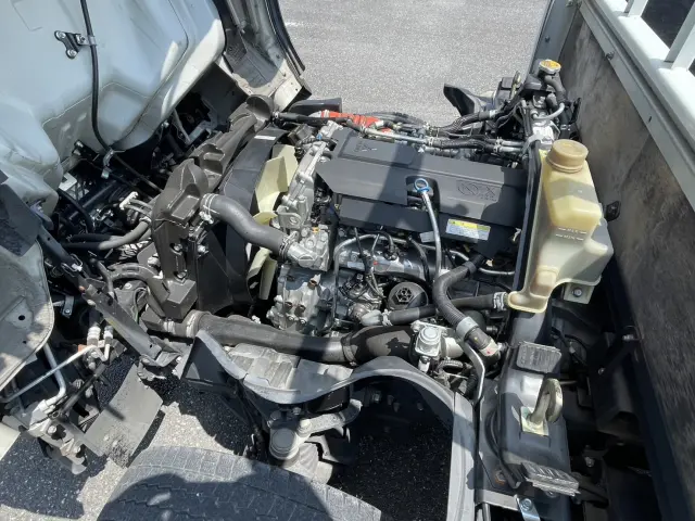 三菱 キャンター 2RG-FEAV0(2WD)の写真35