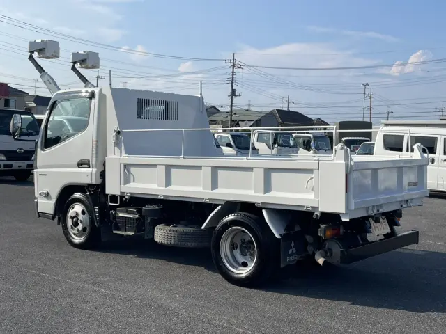 三菱 キャンター 2RG-FBA60(2WD)の写真7