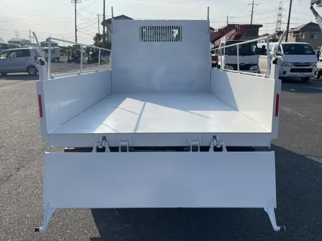 三菱 キャンター 2RG-FBA60(2WD)の写真13