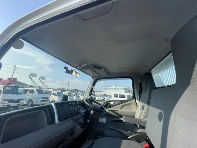 三菱 キャンター 2RG-FBA60(2WD)の写真20