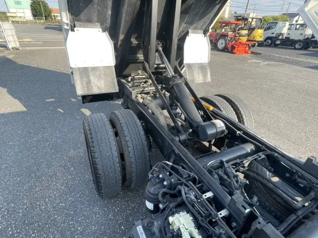 三菱 キャンター 2RG-FBA60(2WD)の写真35