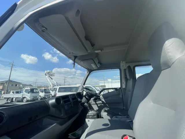 日野 デュトロ TPG-XZU710M(2WD)の写真18