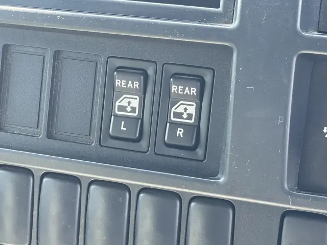 日野 デュトロ TPG-XZU710M(2WD)の写真32