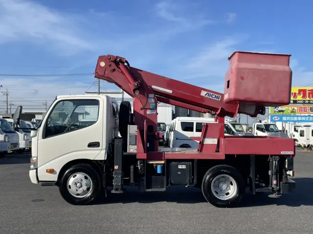 日野 デュトロ TKG-XZU600X(2WD)の写真6