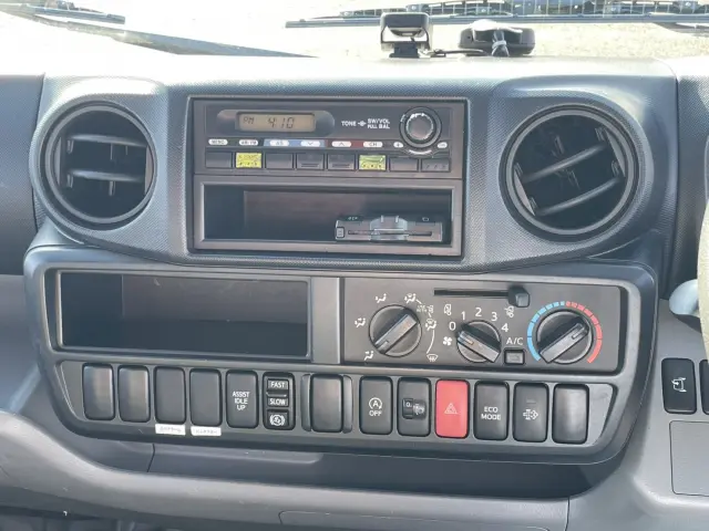 日野 デュトロ TKG-XZU600X(2WD)の写真17