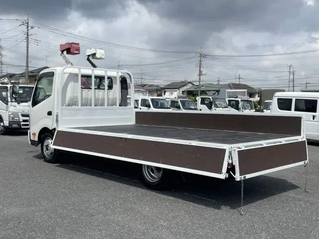 日野 デュトロ 2RG-XZU710M(2WD)の写真13