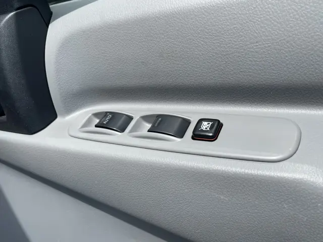 日野 デュトロ 2RG-XZU710M(2WD)の写真16