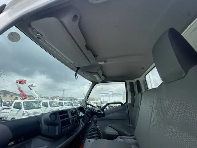 日野 デュトロ 2RG-XZU710M(2WD)の写真19