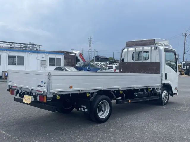 いすゞ エルフ TRG-NMR85AR(2WD)の写真5