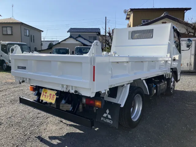 三菱 キャンター TPG-FBA30(2WD)の写真3