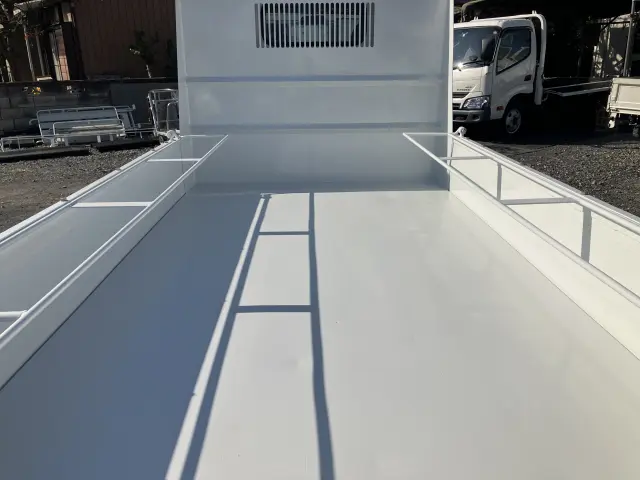 三菱 キャンター TPG-FBA30(2WD)の写真4