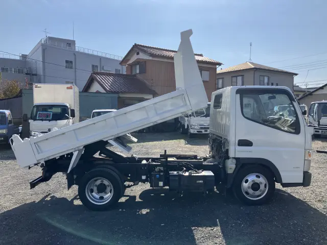 三菱 キャンター TPG-FBA30(2WD)の写真13