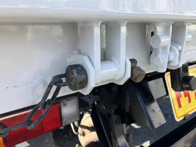 三菱 キャンター TPG-FBA30(2WD)の写真19