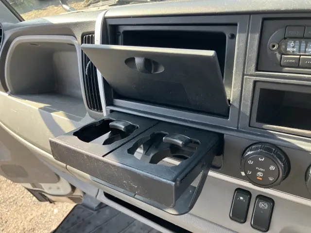 三菱 キャンター TPG-FBA30(2WD)の写真35