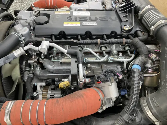 いすゞ エルフ 2RG-NLR88AR(2WD)の写真10