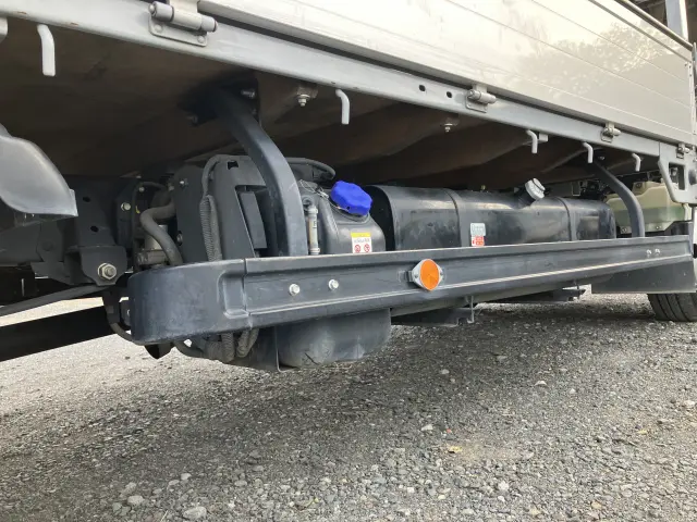 いすゞ エルフ 2RG-NLR88AR(2WD)の写真11