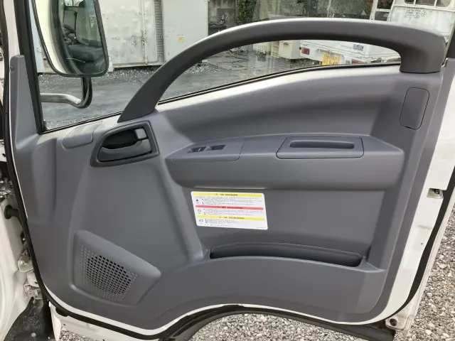 いすゞ エルフ 2RG-NLR88AR(2WD)の写真29