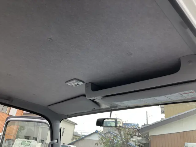 いすゞ エルフ 2RG-NLR88AR(2WD)の写真39