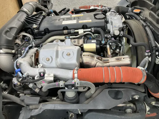 いすゞ エルフ 2RG-NLR88AR(2WD)の写真43