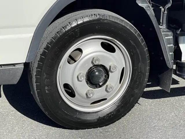 三菱 キャンター TPG-FEB50(2WD)の写真11