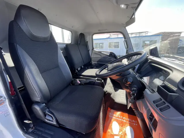 三菱 キャンター TPG-FEB50(2WD)の写真18