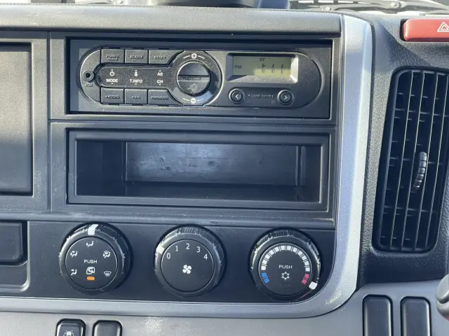 三菱 キャンター TPG-FEB50(2WD)の写真22