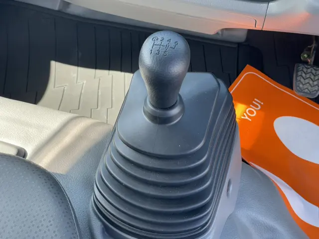 日野 デュトロ 2RG-XZU605M(2WD)の写真22