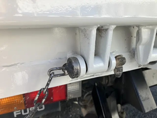 三菱 キャンター TPG-FBA60(2WD)の写真5