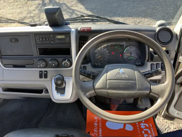 三菱 キャンター TPG-FBA60(2WD)の写真7