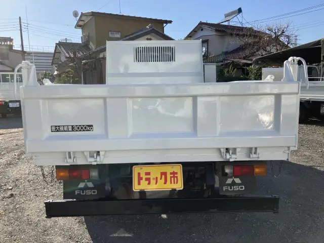 三菱 キャンター TPG-FBA60(2WD)の写真15