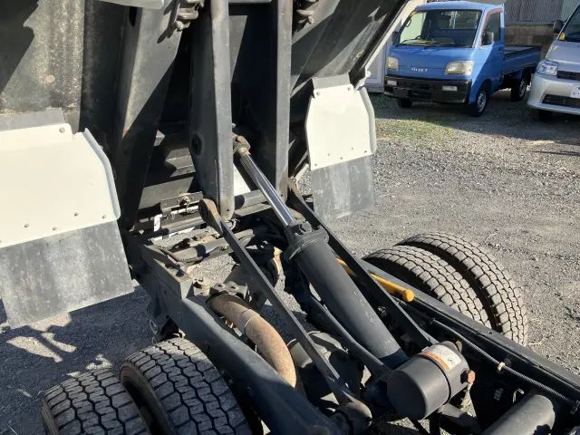 三菱 キャンター TPG-FBA60(2WD)の写真22