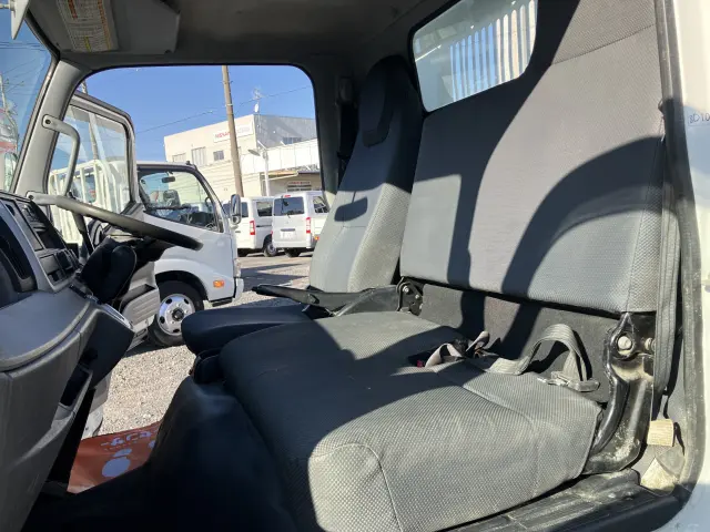 三菱 キャンター TPG-FBA60(2WD)の写真28