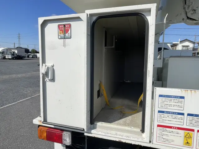 日野 デュトロ TPG-XZU600X(2WD)の写真34