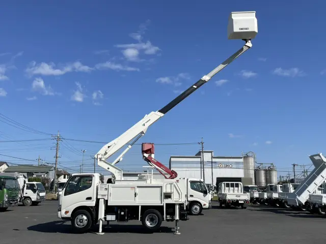 日野 デュトロ TPG-XZU600X(2WD)の写真46